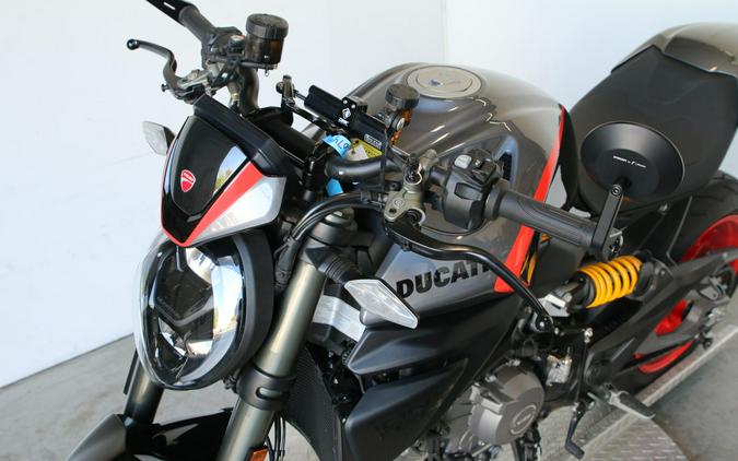 2026 Monster 896+ V2 Sport Livery