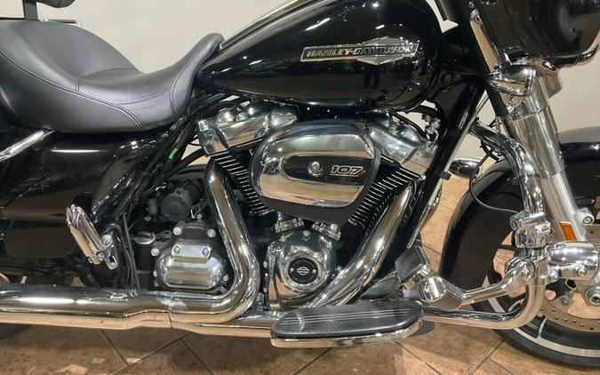 2022 Harley-Davidson Street Glide Vivid Black FLHX