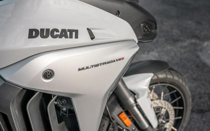 2023 Ducati Multistrada V4S Iceberg White - Spoked Wheels