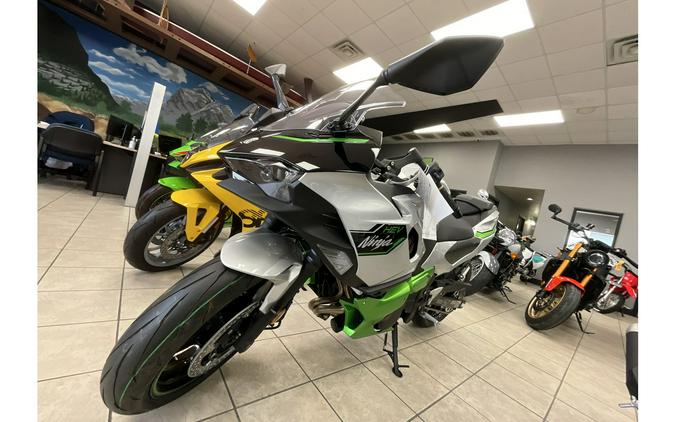 2024 Kawasaki Ninja® 7 Hybrid ABS