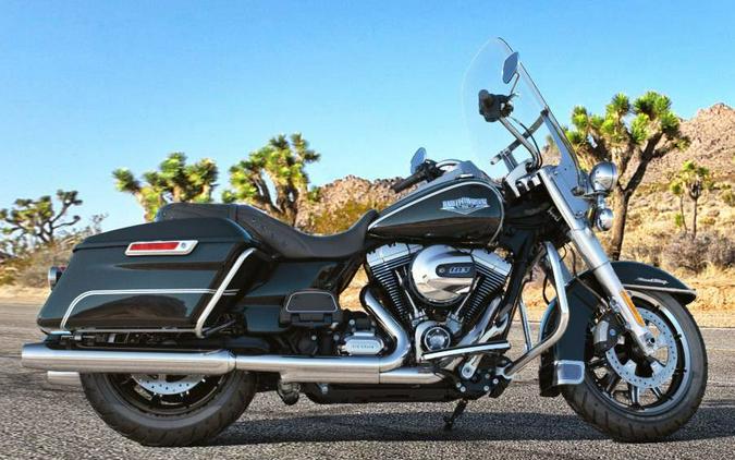 2016 Harley-Davidson® Road King® Base