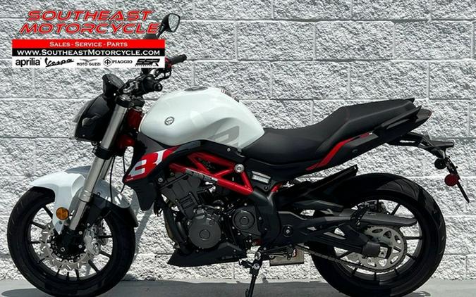 2023 Benelli 302S