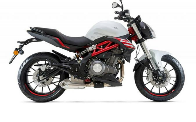 2023 Benelli 302S