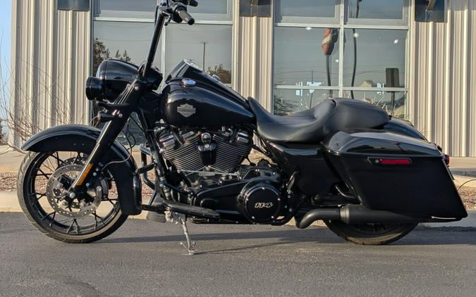 2022 Harley-Davidson® Road King® Special