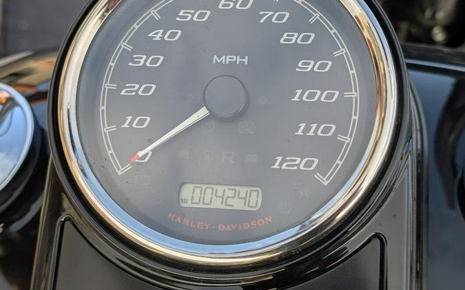 2022 Harley-Davidson® Road King® Special