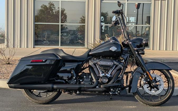 2022 Harley-Davidson® Road King® Special