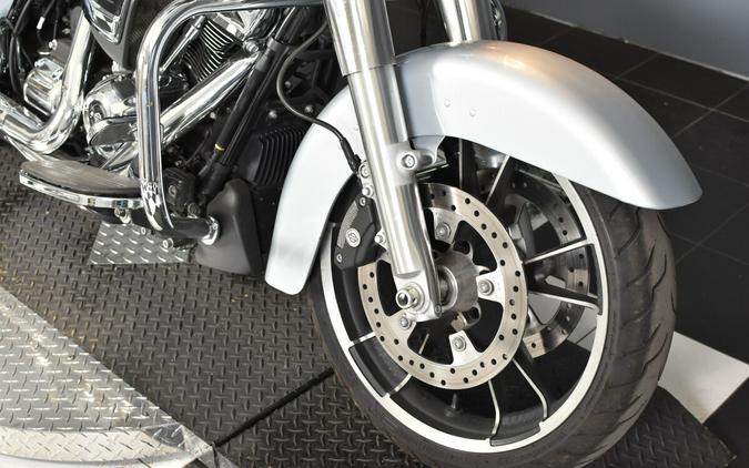 2023 Harley-Davidson Street Glide