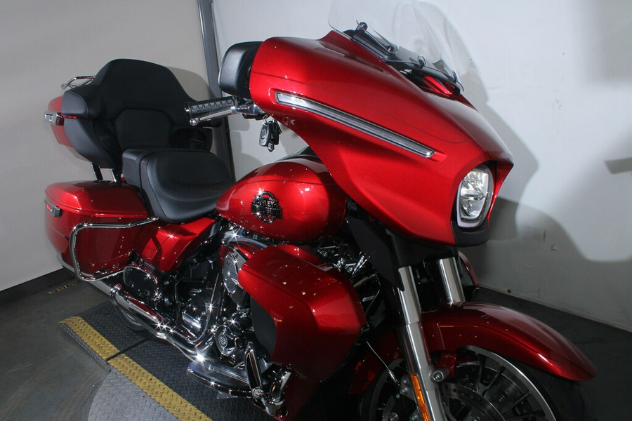 New 2026 Harley-Davidson Street Glide Limited Grand American Touring FLHXL Motorcycle For Sale In Miami, Florida