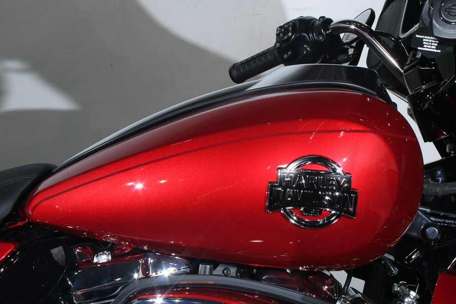 New 2026 Harley-Davidson Street Glide Limited Grand American Touring FLHXL Motorcycle For Sale In Miami, Florida