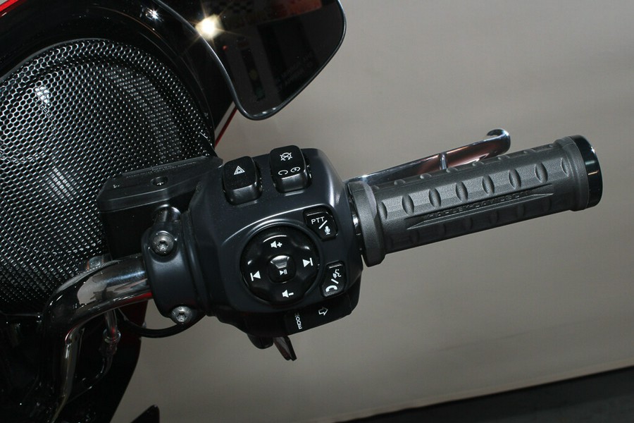 New 2026 Harley-Davidson Street Glide Limited Grand American Touring FLHXL Motorcycle For Sale In Miami, Florida