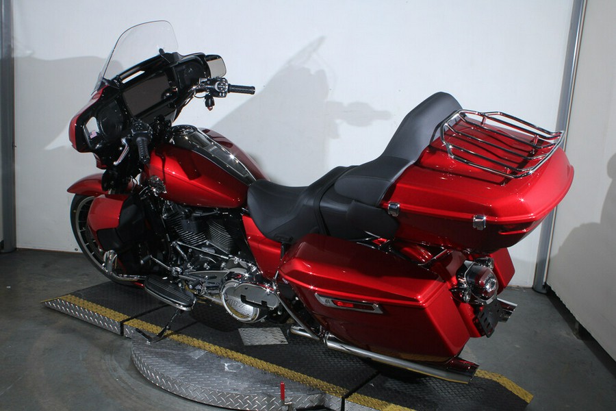 New 2026 Harley-Davidson Street Glide Limited Grand American Touring FLHXL Motorcycle For Sale In Miami, Florida