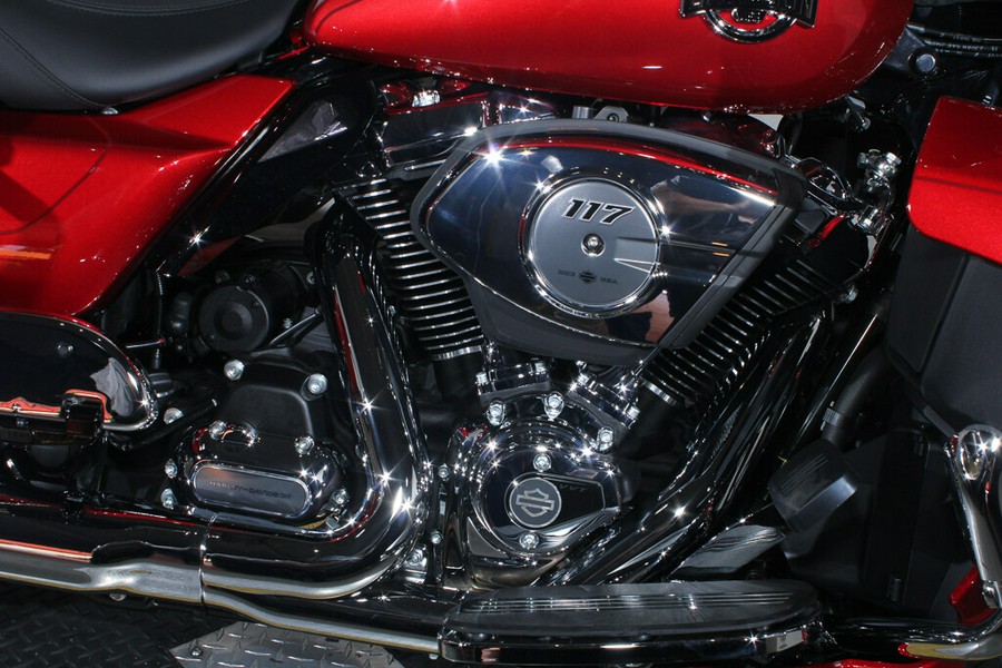 New 2026 Harley-Davidson Street Glide Limited Grand American Touring FLHXL Motorcycle For Sale In Miami, Florida