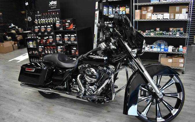 2014 Harley-Davidson® FLHXS Street Glide® Special