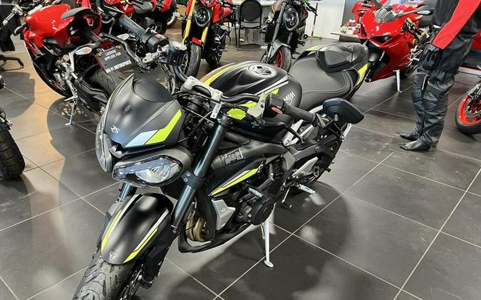 2020 Triumph Street Triple RS Matte Jet Black