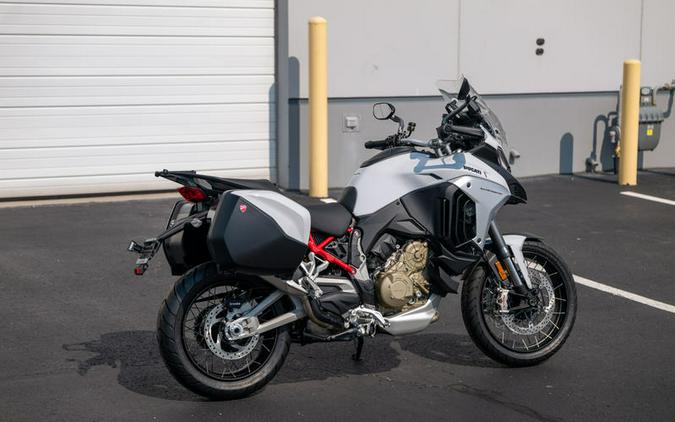 2023 Ducati Multistrada V4S Iceberg White - Spoked Wheels