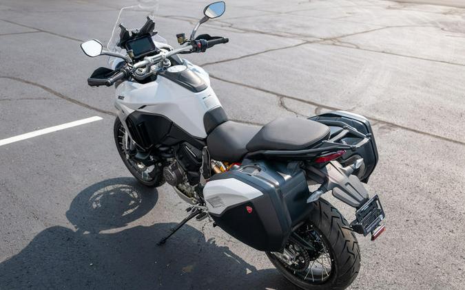 2023 Ducati Multistrada V4S Iceberg White - Spoked Wheels