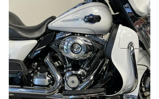 2012 Harley-Davidson® ULTRA CLASSIC ELECTRA GLIDE