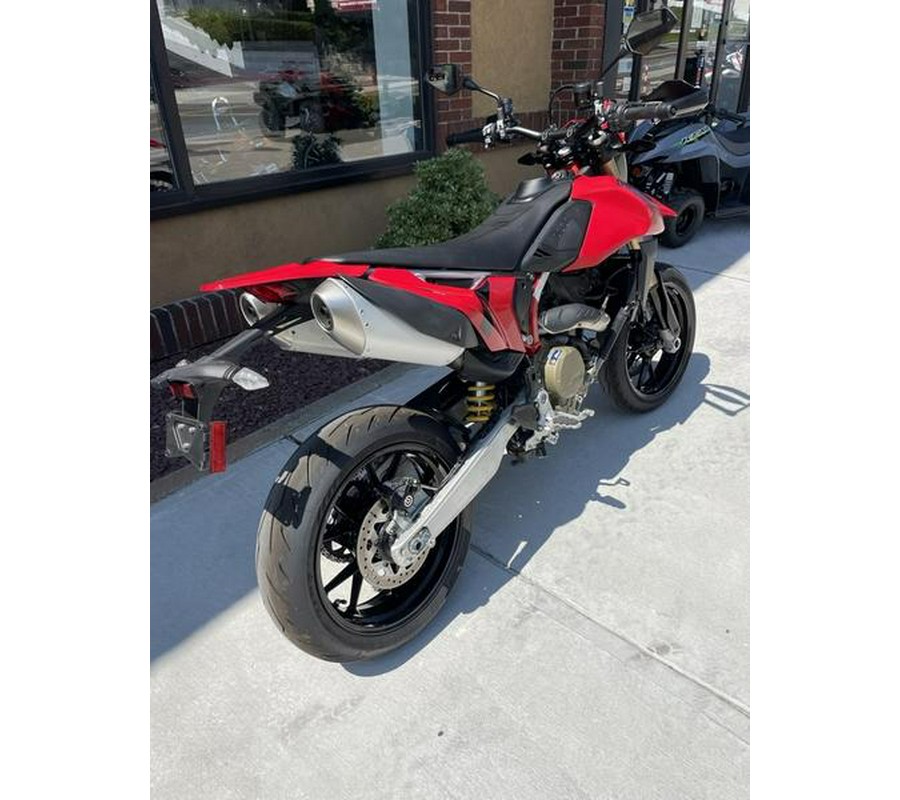 2024 Ducati Hypermotard 698 Mono Red