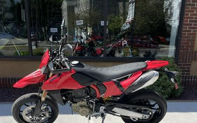 2024 Ducati Hypermotard 698 Mono Red