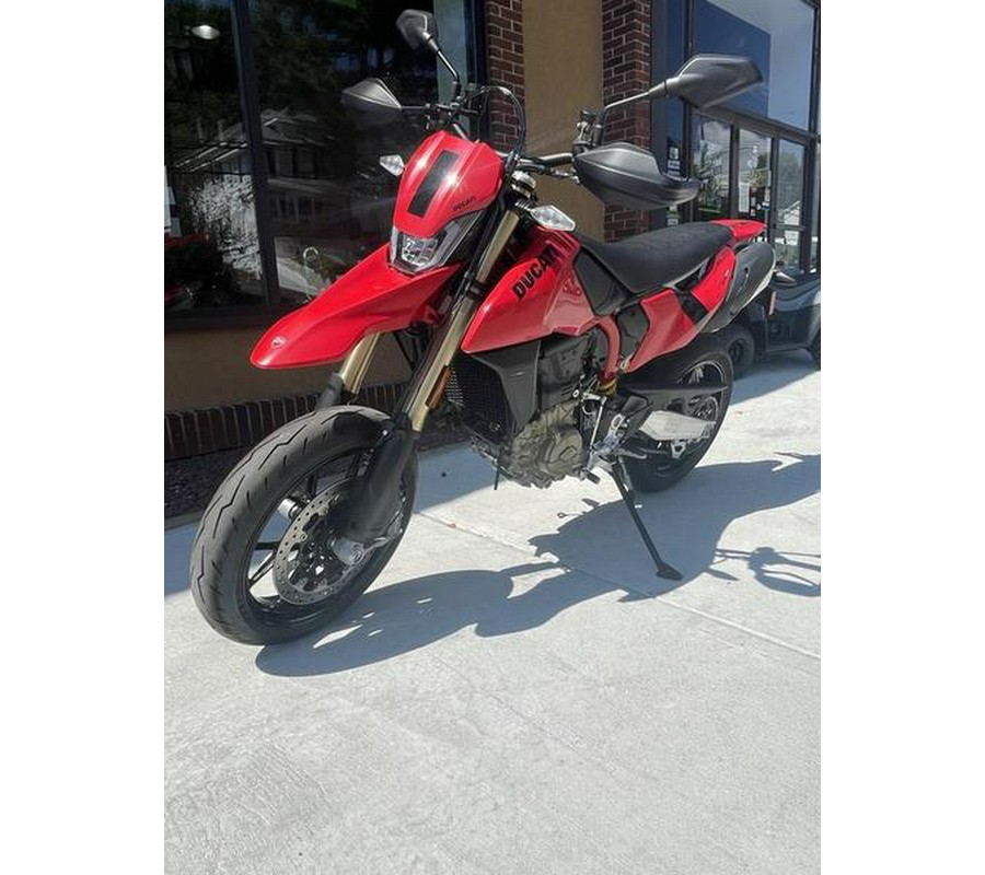 2024 Ducati Hypermotard 698 Mono Red