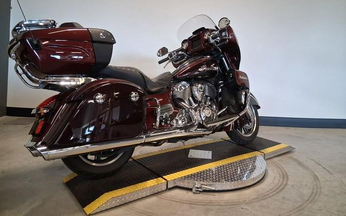 2022 Indian Motorcycle® Roadmaster® Maroon Metallic/Crimson Metallic