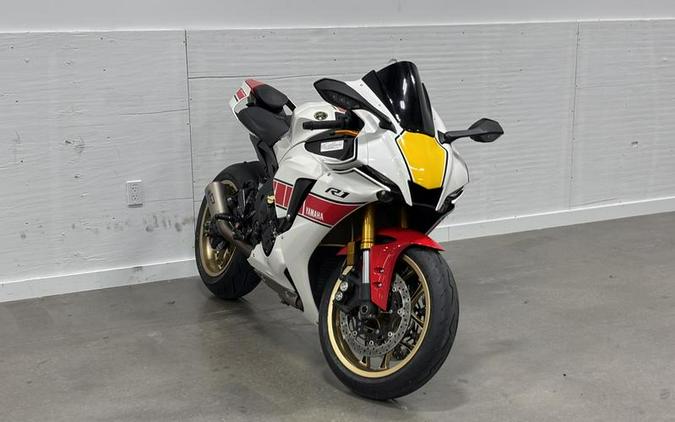 2022 Yamaha YZF-R1 World GP 60th Anniversary Edition