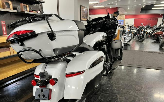 2026 Indian Motorcycle Pursuit® Dark Horse® with 112 and Powerband Audio Package