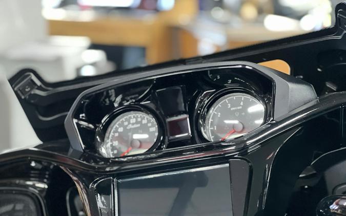 2026 Indian Motorcycle Pursuit® Dark Horse® with 112 and Powerband Audio Package