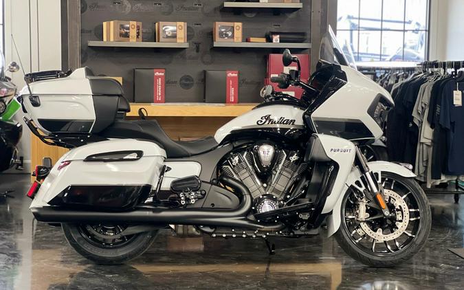 2026 Indian Motorcycle Pursuit® Dark Horse® with 112 and Powerband Audio Package
