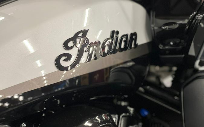 2026 Indian Motorcycle Pursuit® Dark Horse® with 112 and Powerband Audio Package