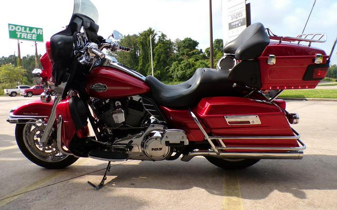 2012 Harley-Davidson® FLHTCU - Electra Glide® Ultra Classic