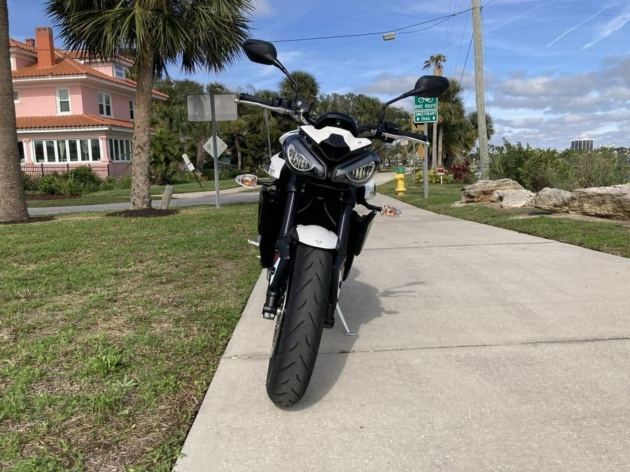 2024 Triumph Street Triple