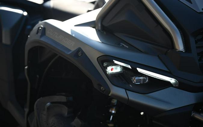 2026 Can-Am® Outlander X mr 1000R Loft Green Satin