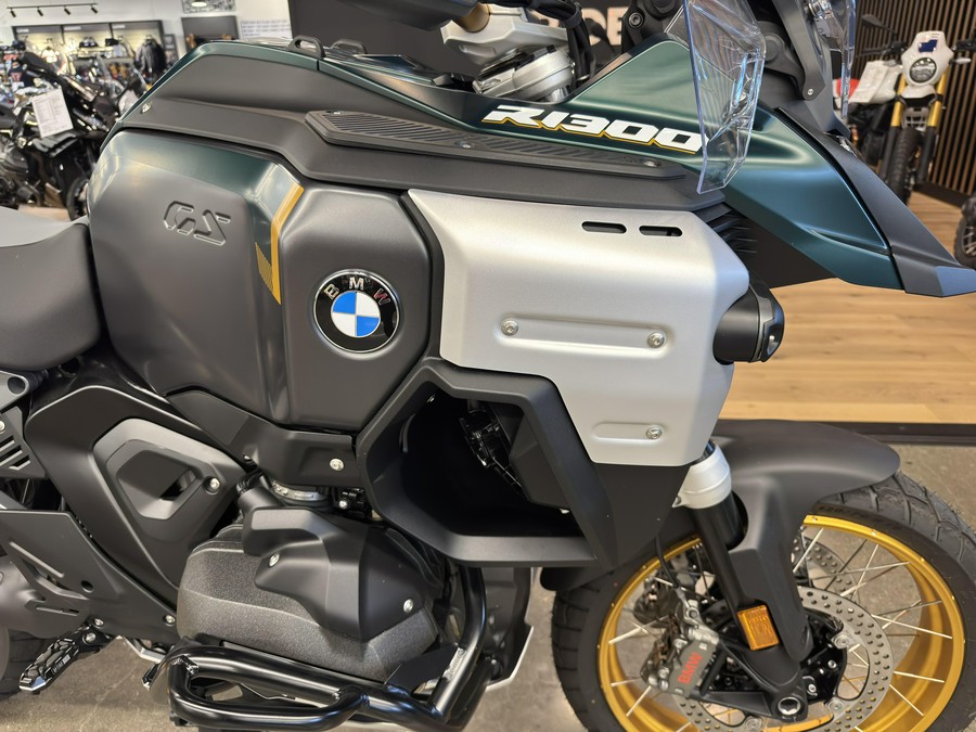 2025 BMW R 1300 GS Adventure - AURELIUS GREEN METALLIC MATTE