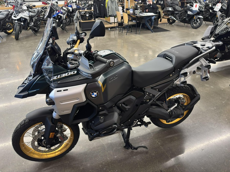 2025 BMW R 1300 GS Adventure - AURELIUS GREEN METALLIC MATTE
