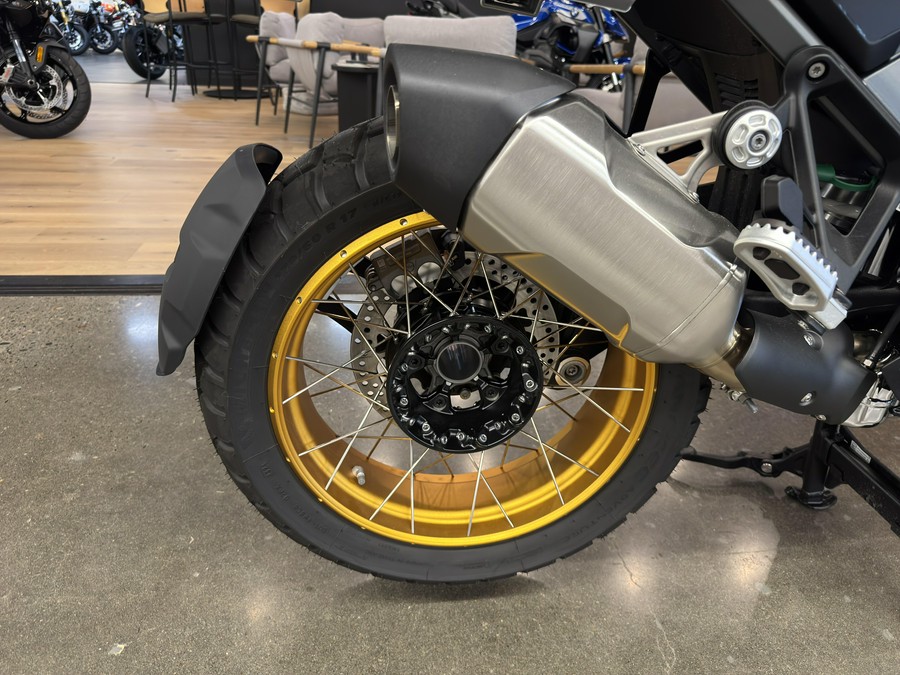 2025 BMW R 1300 GS Adventure - AURELIUS GREEN METALLIC MATTE