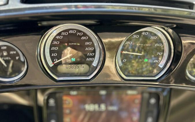 FLHTK 2014 Electra Glide® Ultra Limited