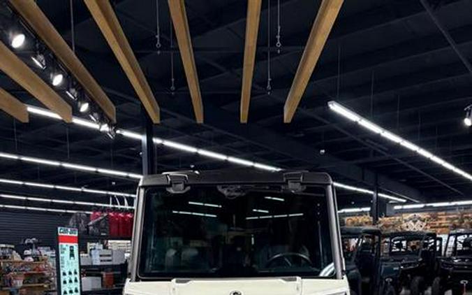 2026 Can-Am Defender Limited HD11