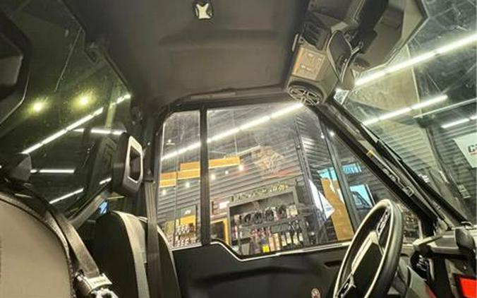 2026 Can-Am Defender Limited HD11