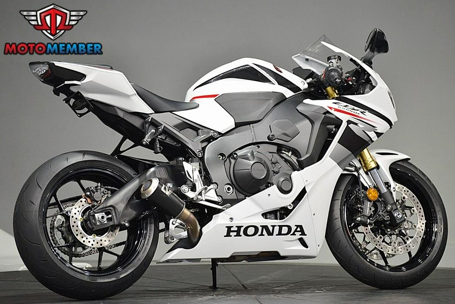 2026 Honda CBR1000RR Base