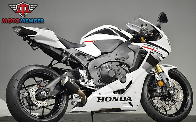 2026 Honda CBR1000RR Base