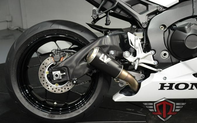 2026 Honda CBR1000RR Base