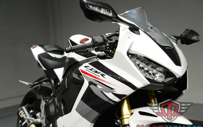 2026 Honda CBR1000RR Base