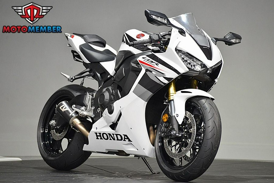 2026 Honda CBR1000RR Base