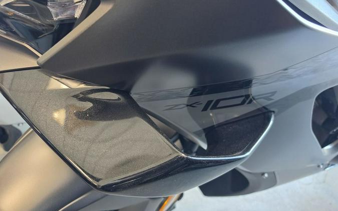 2026 Kawasaki Ninja® ZX™-10R Base