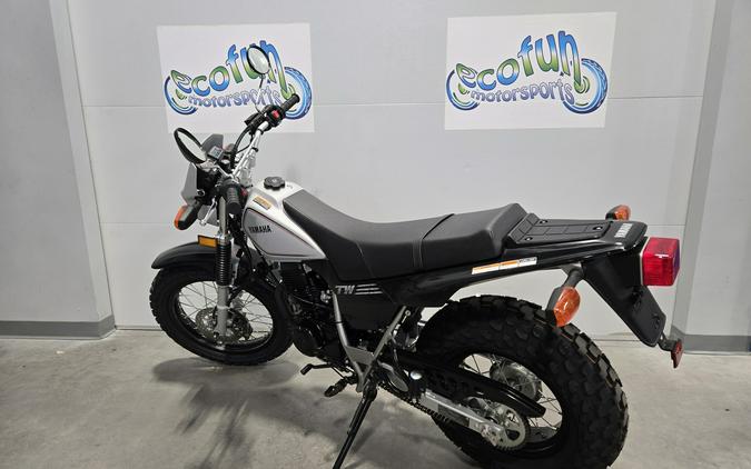 2027 Yamaha Motor Corp., USA TW200