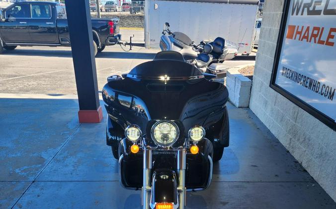 FLHTCUTG 2018 Tri Glide Ultra