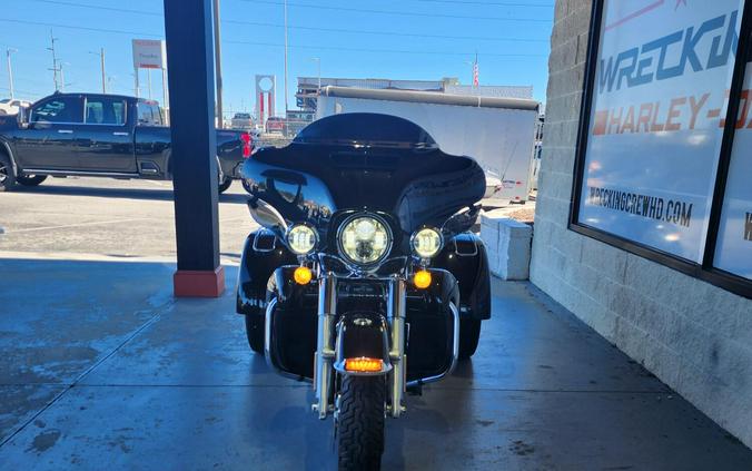 FLHTCUTG 2018 Tri Glide Ultra