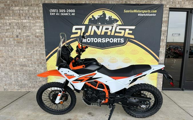 2026 KTM Adventure 390 R