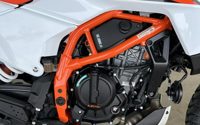 2026 KTM Adventure 390 R